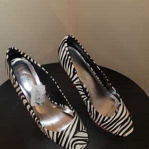 Bamboo Zebra Pumps